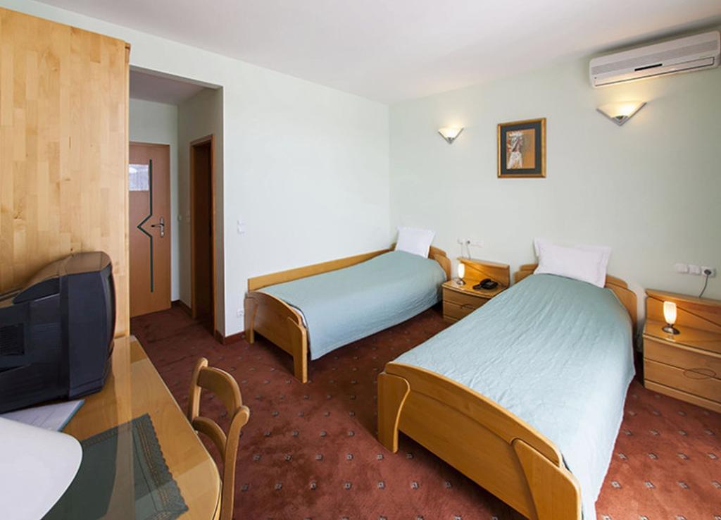 Hotel Senad Od Bosne Prokosovici Ngoại thất bức ảnh