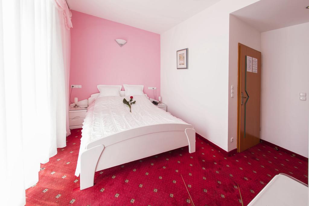 Hotel Senad Od Bosne Prokosovici Ngoại thất bức ảnh